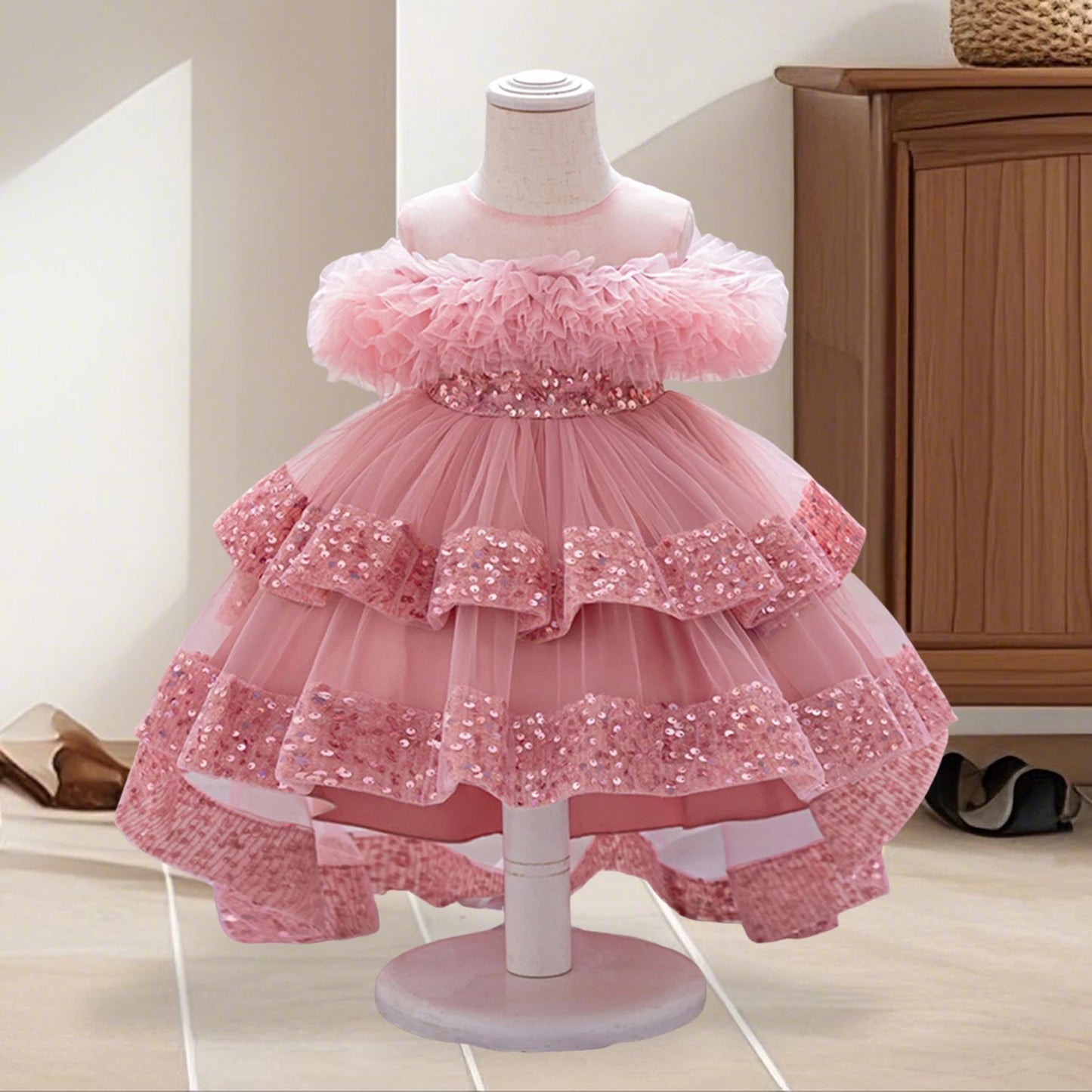 Girls Sparkly Sequin Princess Dress with Tulle Skirt and High-Low Hemline Perfect for Birthday Parties and Weddings