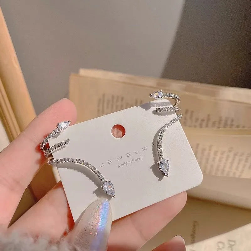 JWER New Exquisite Rhinestone Shiny Zircon Snake Earrings Stud for Ladies Girls with Ear Clip Trendy Street Party Jewelry Gifts