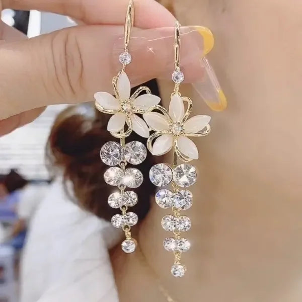 Exquisite Leaves Crystal Flower Stud Earrings For Women AAA Zircon Rose Butterfly Tassel Earring Bride Wedding Party Jewelry