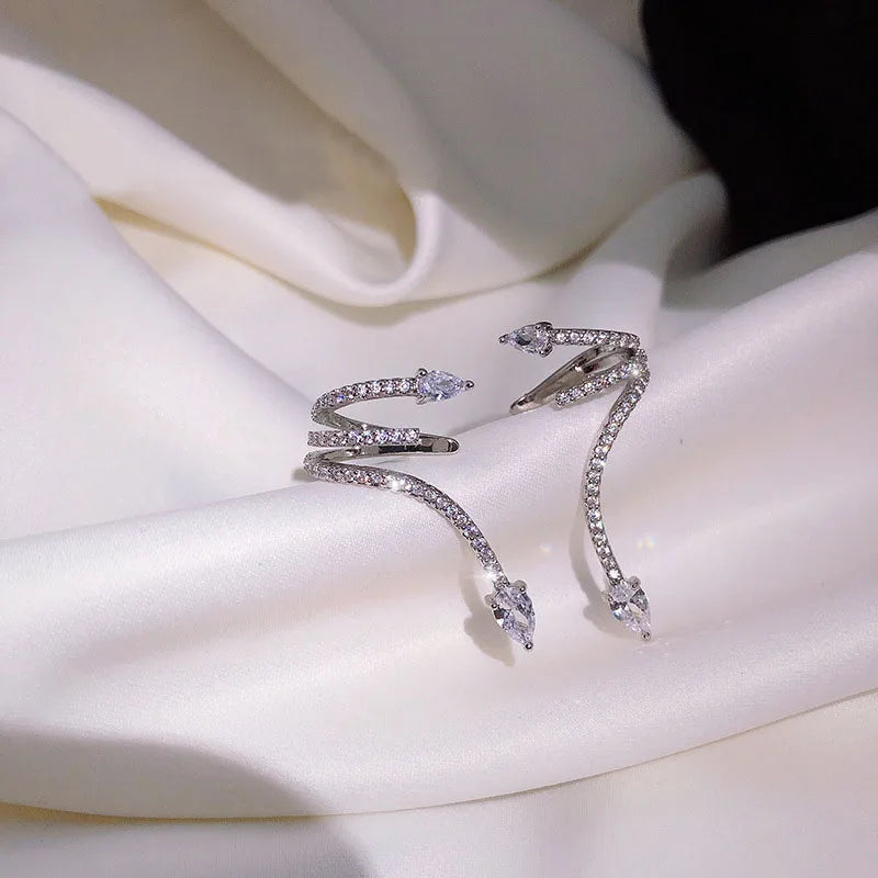 JWER New Exquisite Rhinestone Shiny Zircon Snake Earrings Stud for Ladies Girls with Ear Clip Trendy Street Party Jewelry Gifts