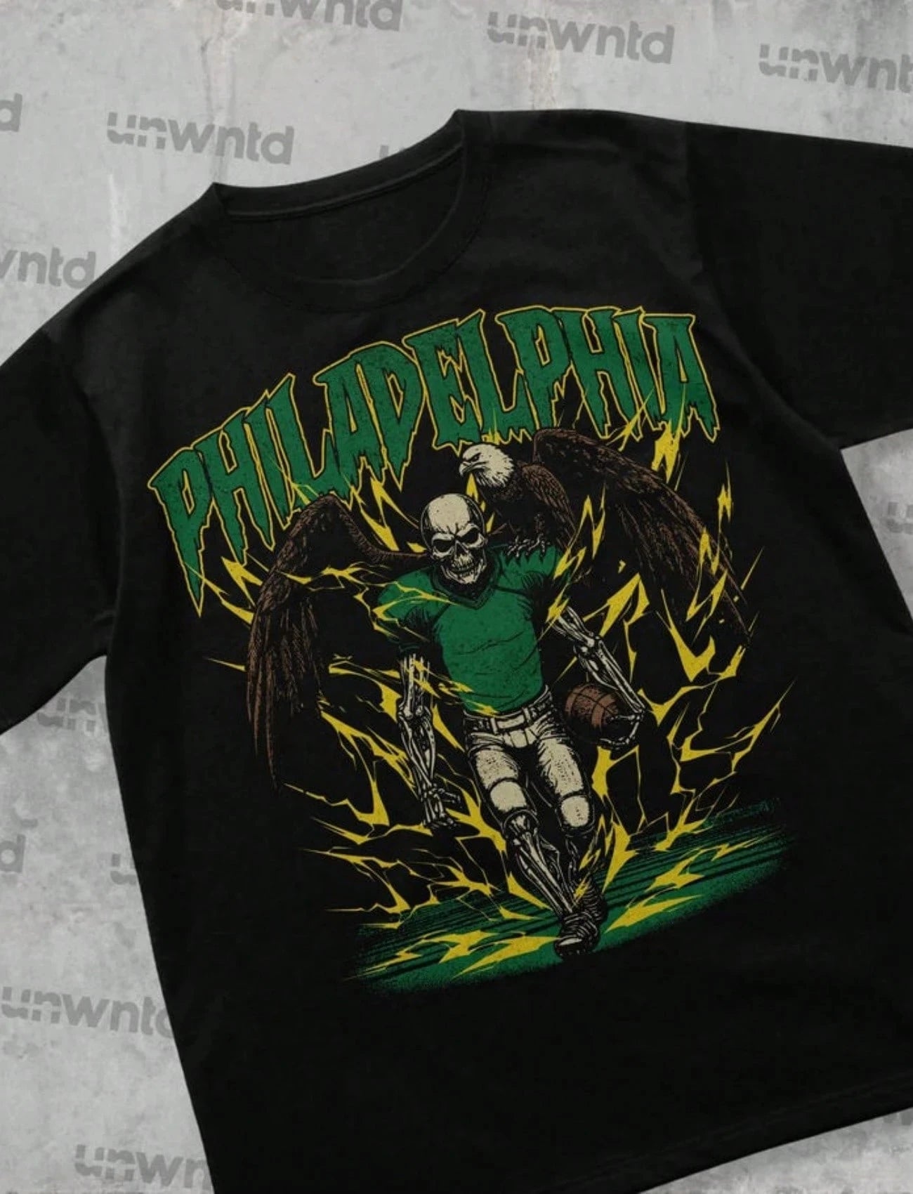 Men T-shirt Philadelphia Eagle Mascot Shirt Cartoon Football Graphic Tee Philly Sports Fan Gift Sporty Eagle Hip Hop Unisex