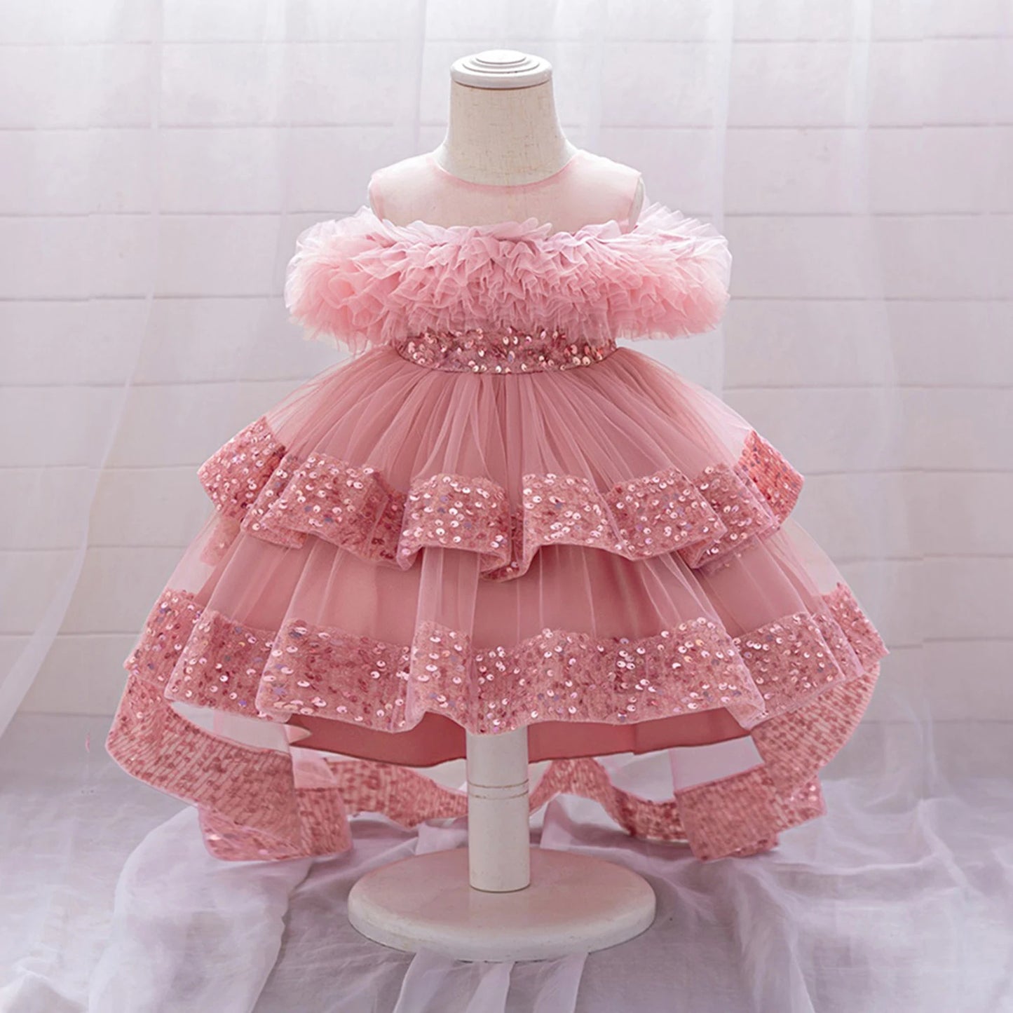Girls Sparkly Sequin Princess Dress with Tulle Skirt and High-Low Hemline Perfect for Birthday Parties and Weddings