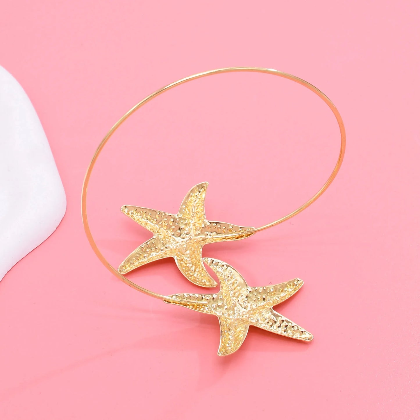 New Fashion Golden Alloy 2 Starfish Arm Bracelet for Women  Summer Beach \Dance Party Cuff Bracelets Jewlery Accessories Gifts